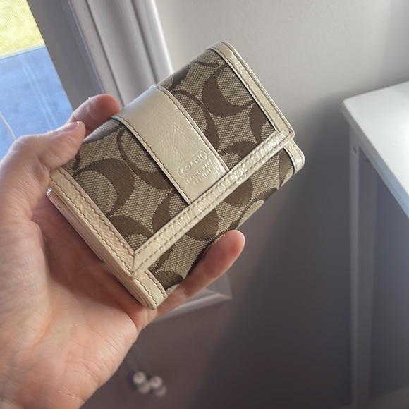 Coach wallet - Picture 3 of 7